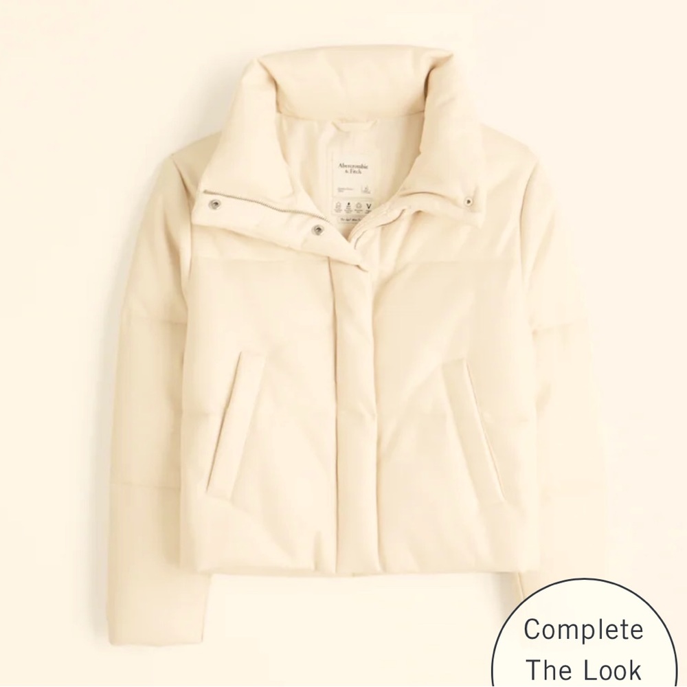 Abercrombie A&F Vegan Leather Mini Puffer Cream XS
